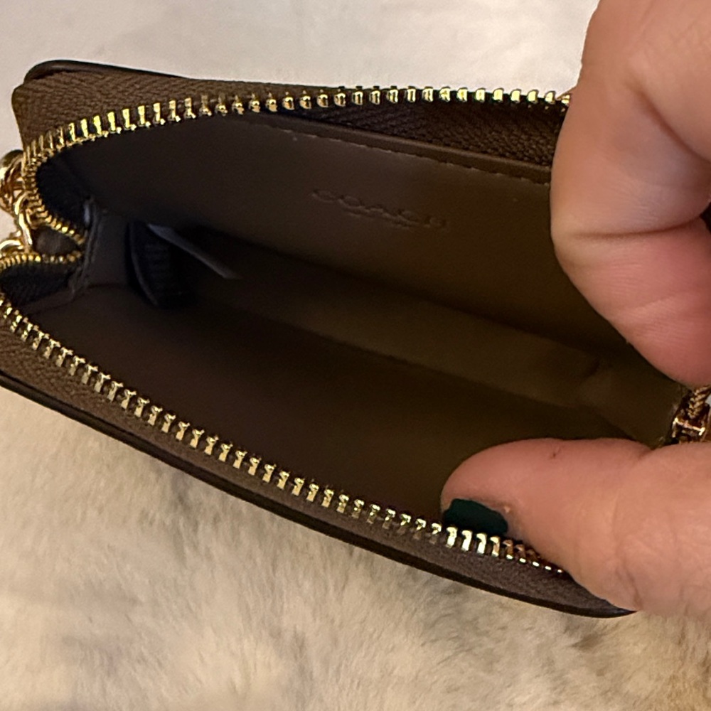 Coach Leather Dark Stone Card Holder with Gold Chain - Picture 4 of 4